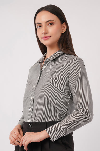 Black And White Pinstripes Shirt - With Sweatpad