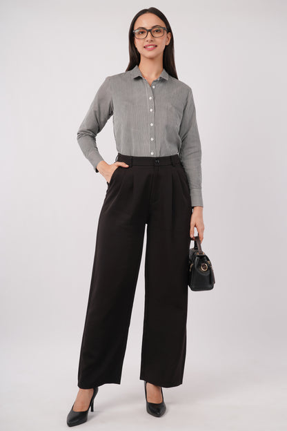 Black And White Pinstripes Shirt - With Sweatpad