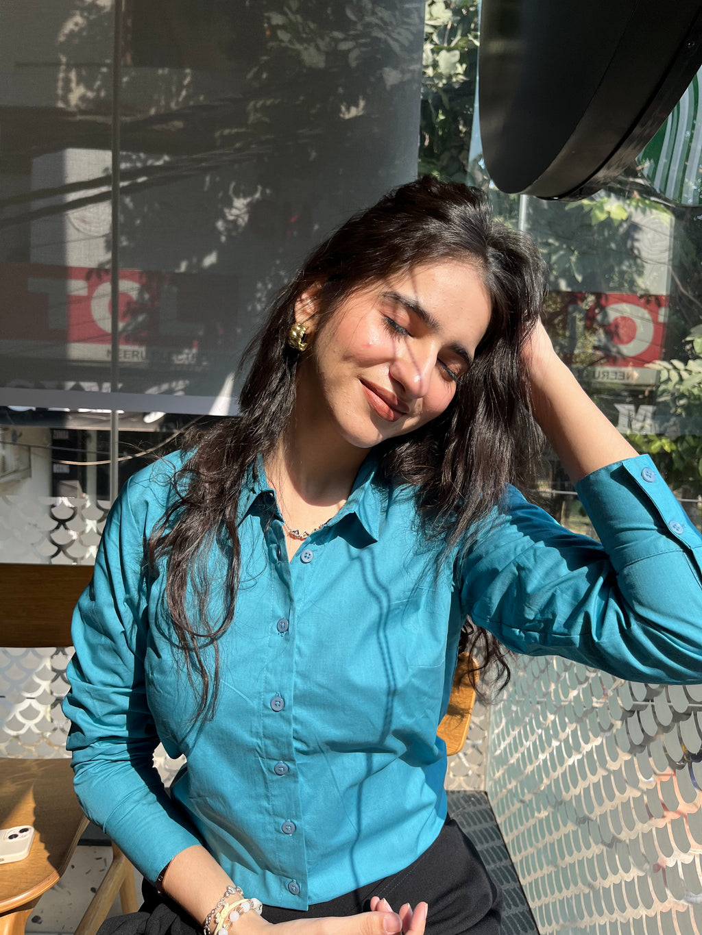 Thessa Shirt- With Sweatpad