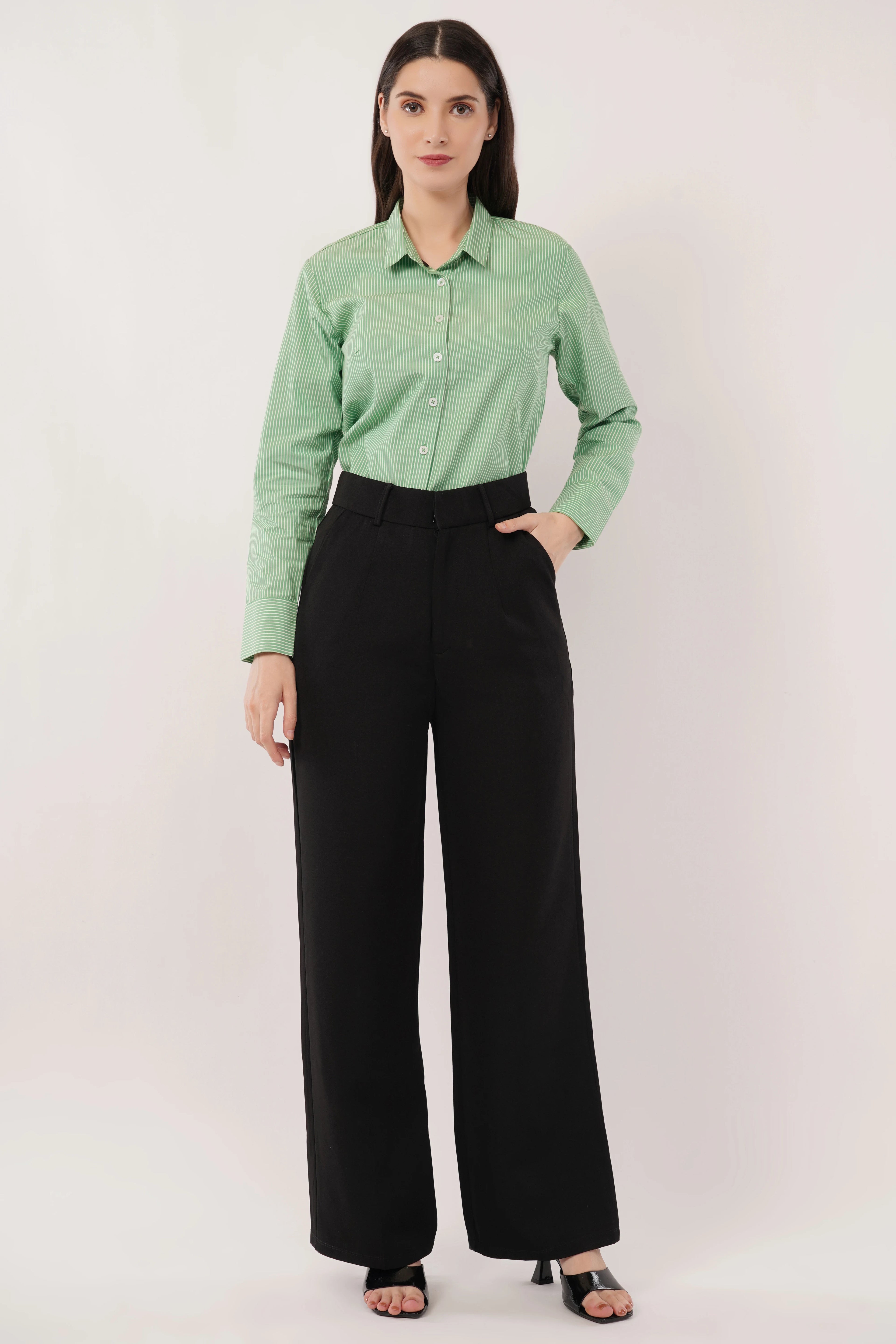Zenia Shirt - With Sweatpad